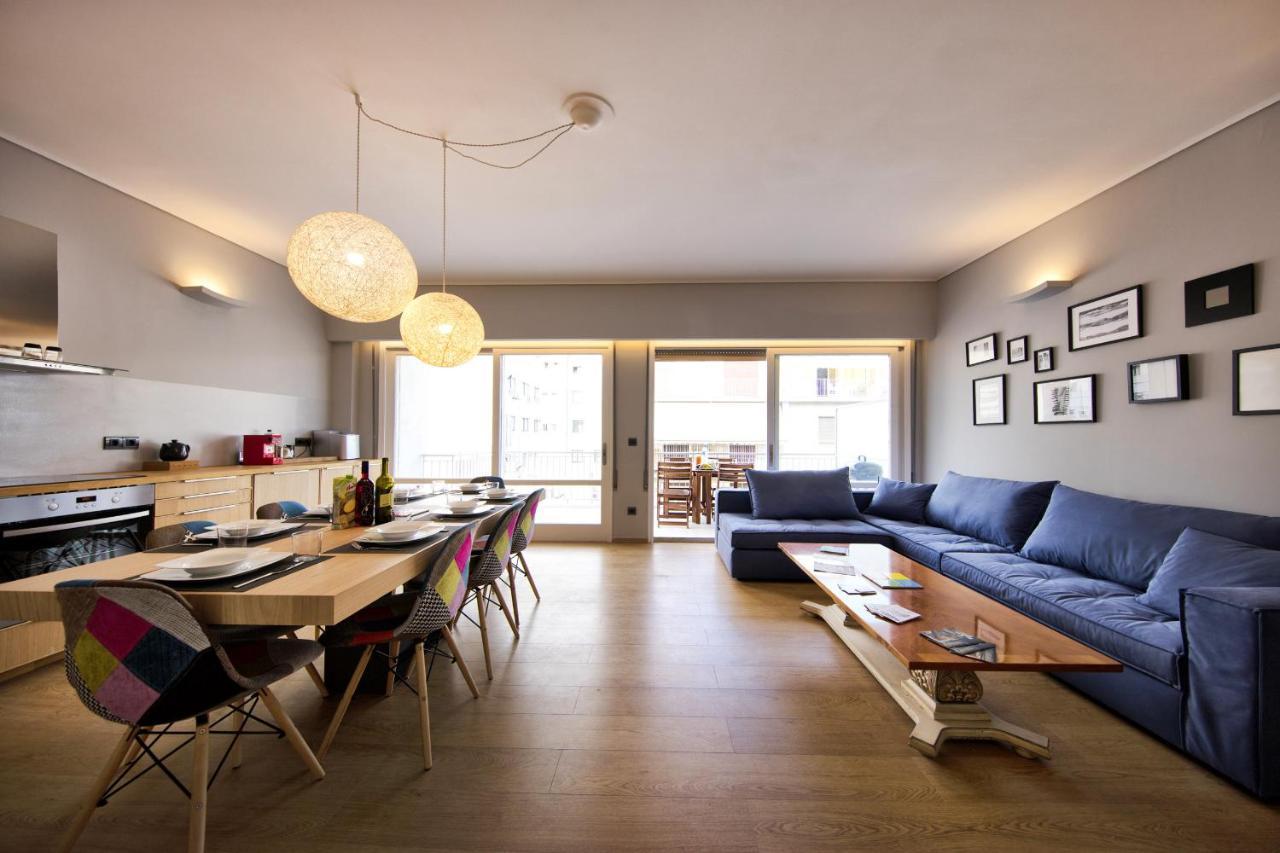 Super Modern Minimal Flat Nr Metro & Arch. Museum Apartment Atena Exterior foto